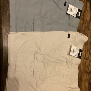 Womens Lee comfort waist Midrise cargo shorts lot of 2 size 10 nwt